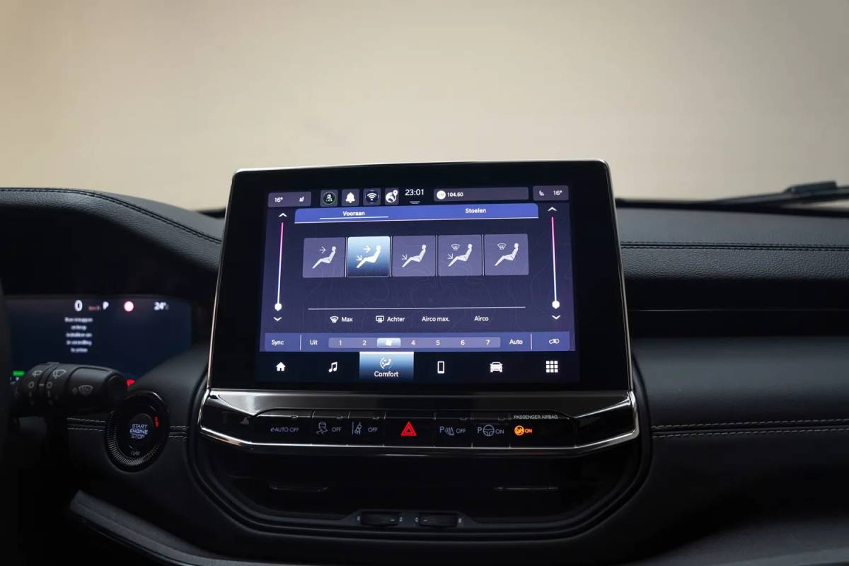 Jeep Compass Jeep Compass 1.5 e-Hybrid Summit Aut. [ Adapt.cruise Camera Leder ]