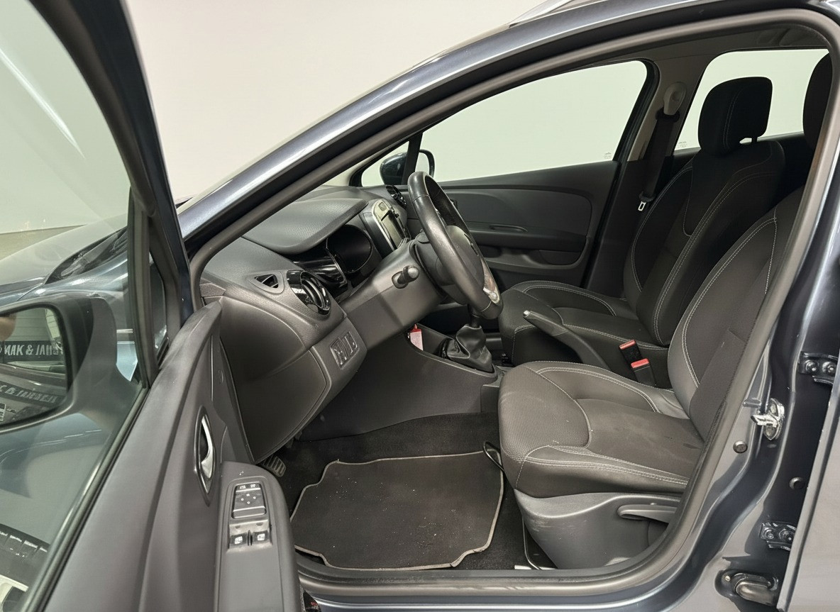 Renault Clio Renault Clio Estate 1.5 dCi Ecoleader Zen – infotainment – Airco –