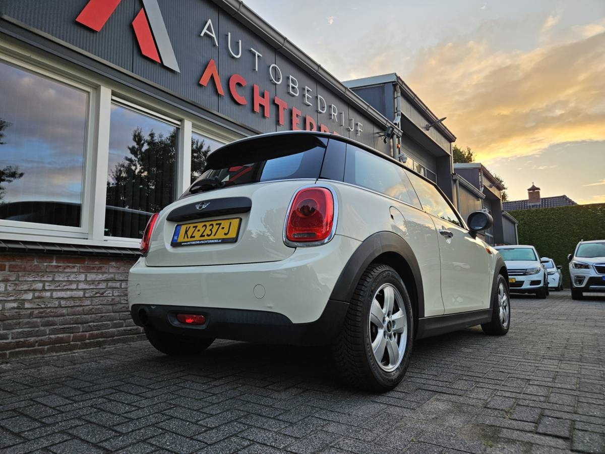 MINI 3-Deurs Mini 3-Deurs 1.2 One Salt Airco! NAP! Leuke/Nette Auto!