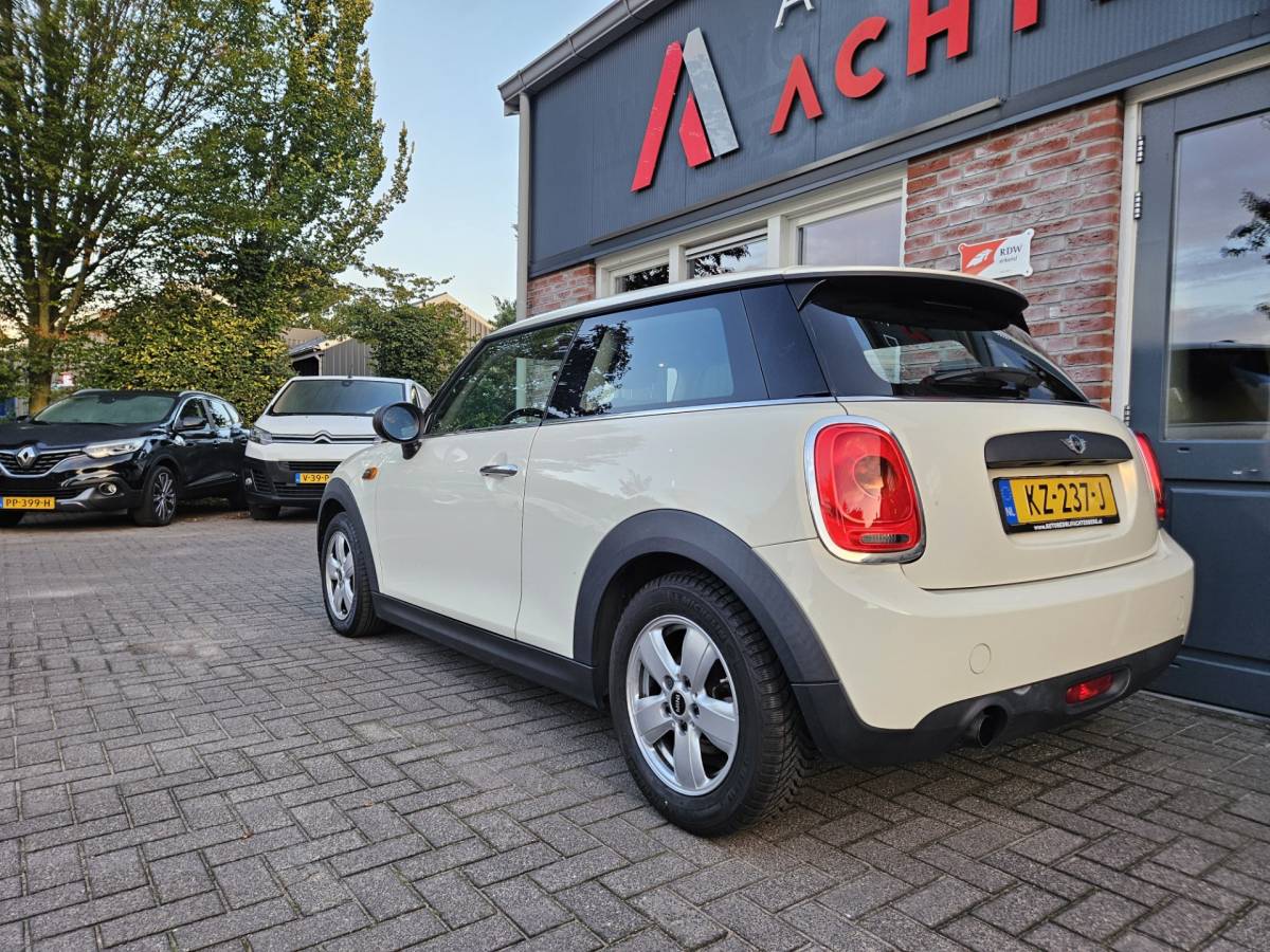 MINI 3-Deurs Mini 3-Deurs 1.2 One Salt Airco! NAP! Leuke/Nette Auto!