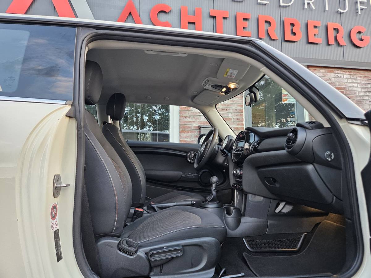 MINI 3-Deurs Mini 3-Deurs 1.2 One Salt Airco! NAP! Leuke/Nette Auto!