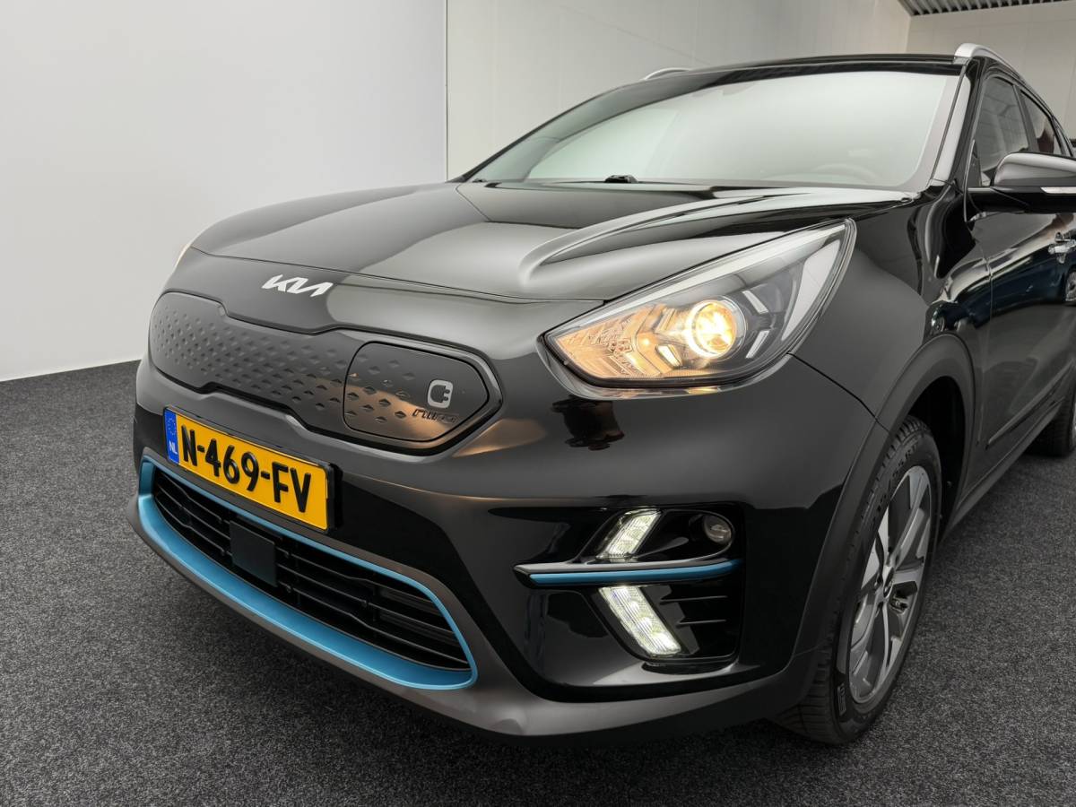 Kia e-Niro Kia e-Niro Edition 64 kWh SOH 96,8% | Camera | Stoel/Stuurverwarming | Carplay&Android | Adaptieve Cruise
