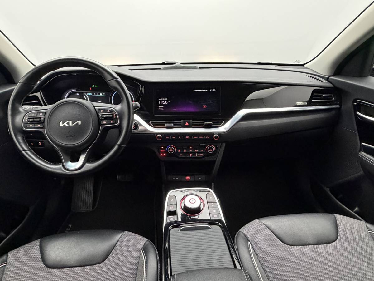 Kia e-Niro Kia e-Niro Edition 64 kWh SOH 96,8% | Camera | Stoel/Stuurverwarming | Carplay&Android | Adaptieve Cruise