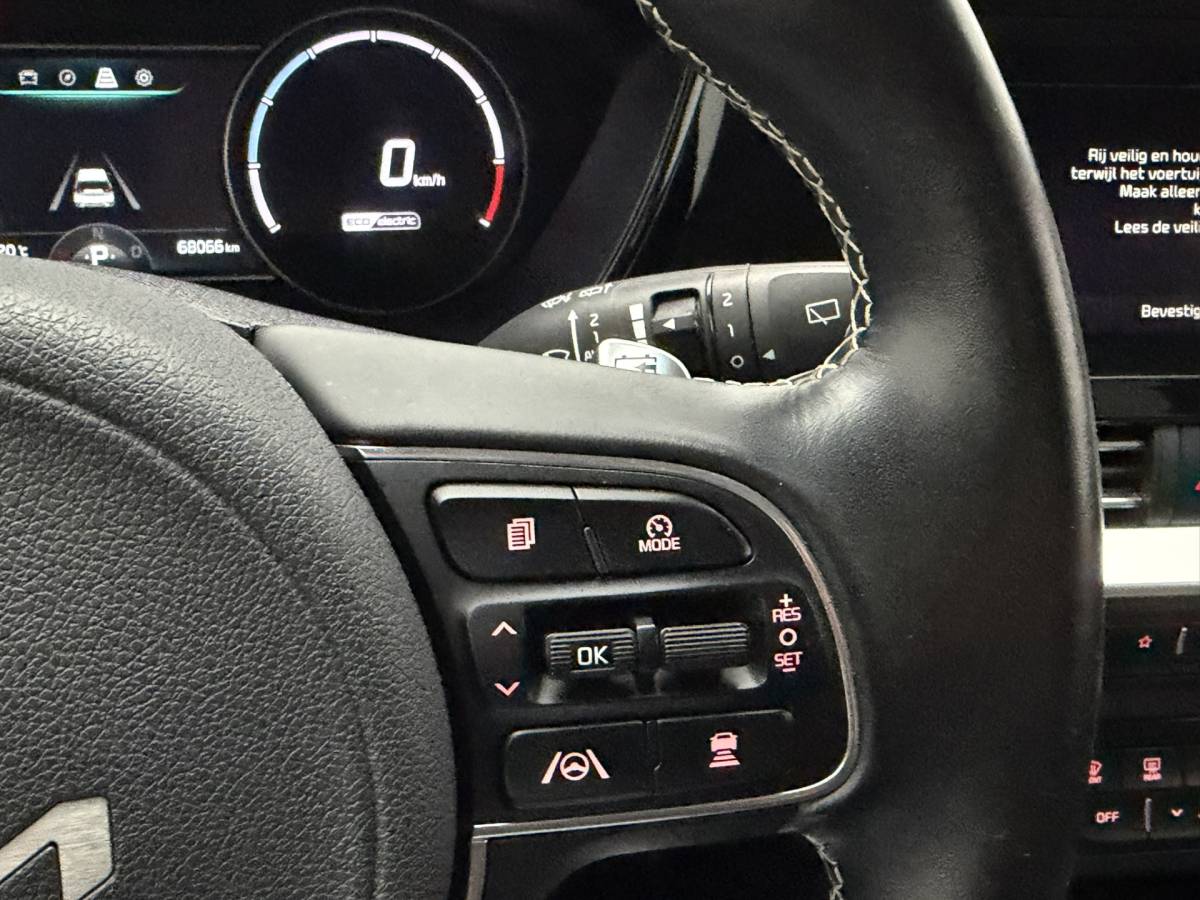 Kia e-Niro Kia e-Niro Edition 64 kWh SOH 96,8% | Camera | Stoel/Stuurverwarming | Carplay&Android | Adaptieve Cruise