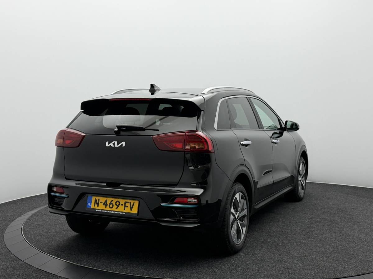 Kia e-Niro Kia e-Niro Edition 64 kWh SOH 96,8% | Camera | Stoel/Stuurverwarming | Carplay&Android | Adaptieve Cruise