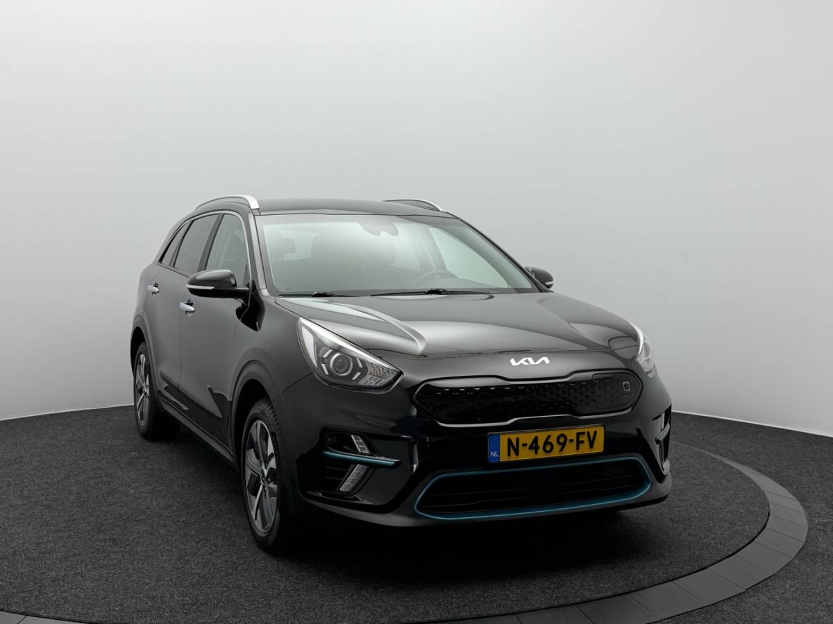 Kia e-Niro Kia e-Niro Edition 64 kWh SOH 96,8% | Camera | Stoel/Stuurverwarming | Carplay&Android | Adaptieve Cruise
