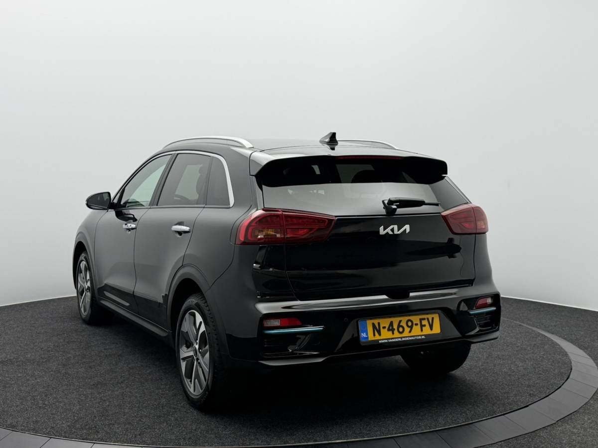 Kia e-Niro Kia e-Niro Edition 64 kWh SOH 96,8% | Camera | Stoel/Stuurverwarming | Carplay&Android | Adaptieve Cruise