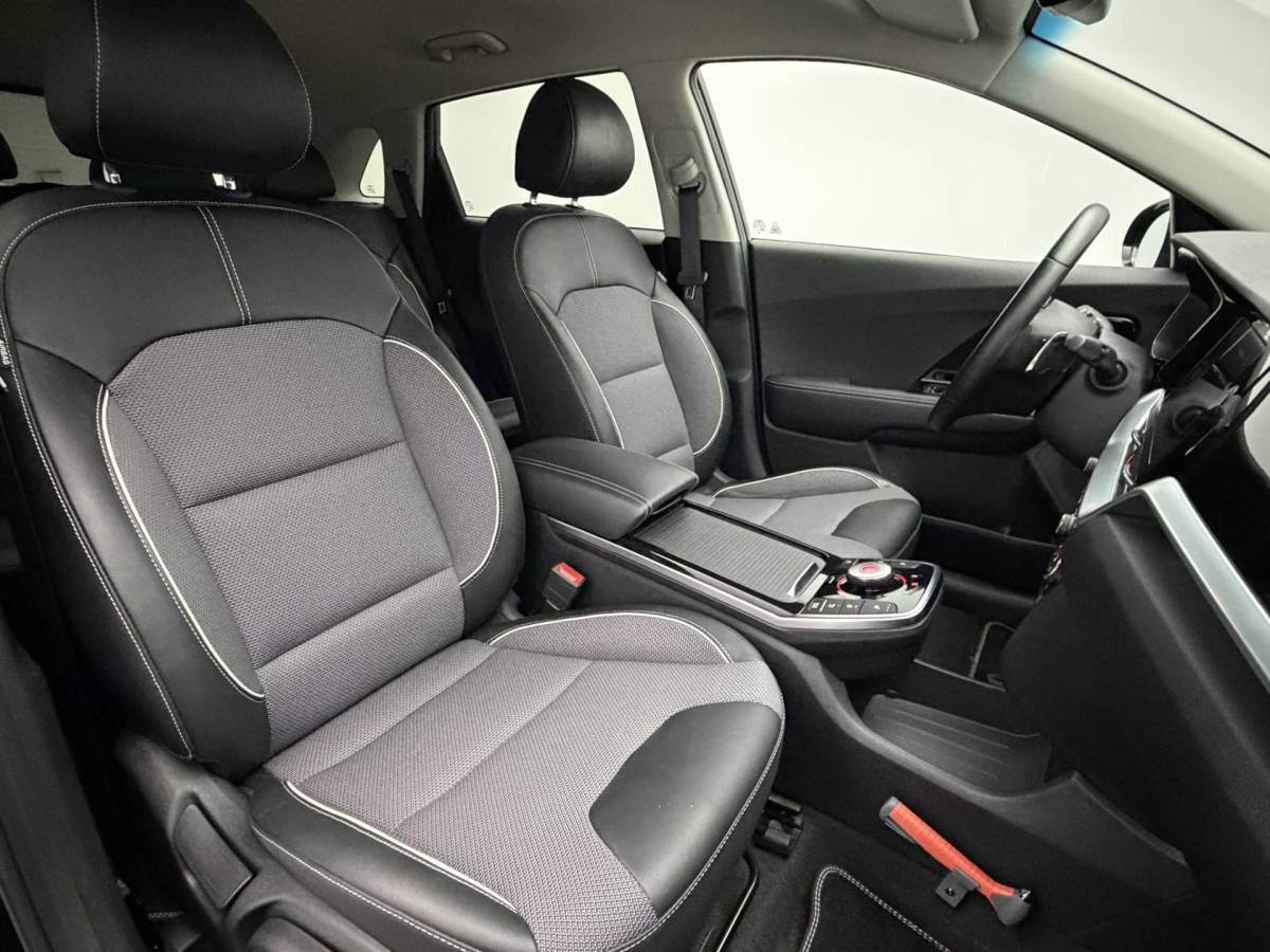 Kia e-Niro Kia e-Niro Edition 64 kWh SOH 96% | Camera | Stoel/Stuurverwarming | Carplay&Android | Adaptieve Cruise