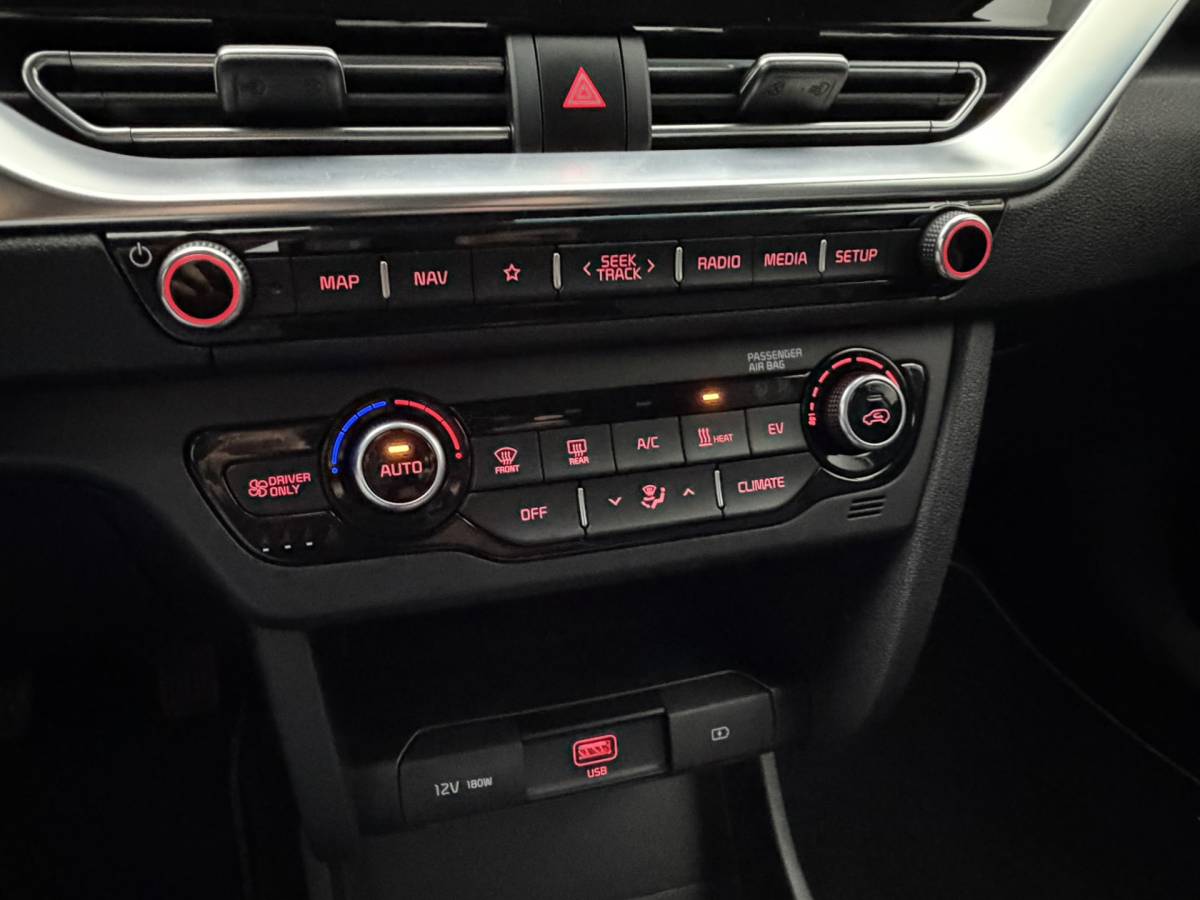Kia e-Niro Kia e-Niro Edition 64 kWh SOH 96% | Camera | Stoel/Stuurverwarming | Carplay&Android | Adaptieve Cruise
