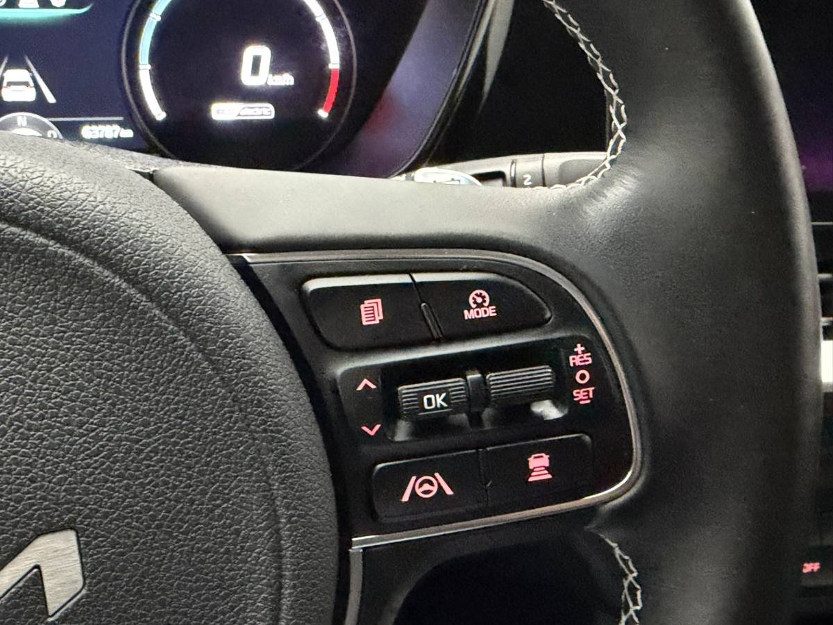 Kia e-Niro Kia e-Niro Edition 64 kWh SOH 96% | Camera | Stoel/Stuurverwarming | Carplay&Android | Adaptieve Cruise