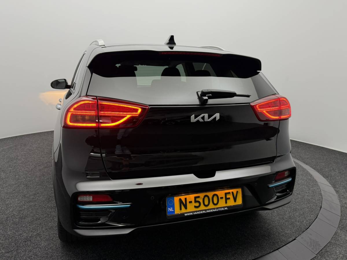 Kia e-Niro Kia e-Niro Edition 64 kWh SOH 96% | Camera | Stoel/Stuurverwarming | Carplay&Android | Adaptieve Cruise