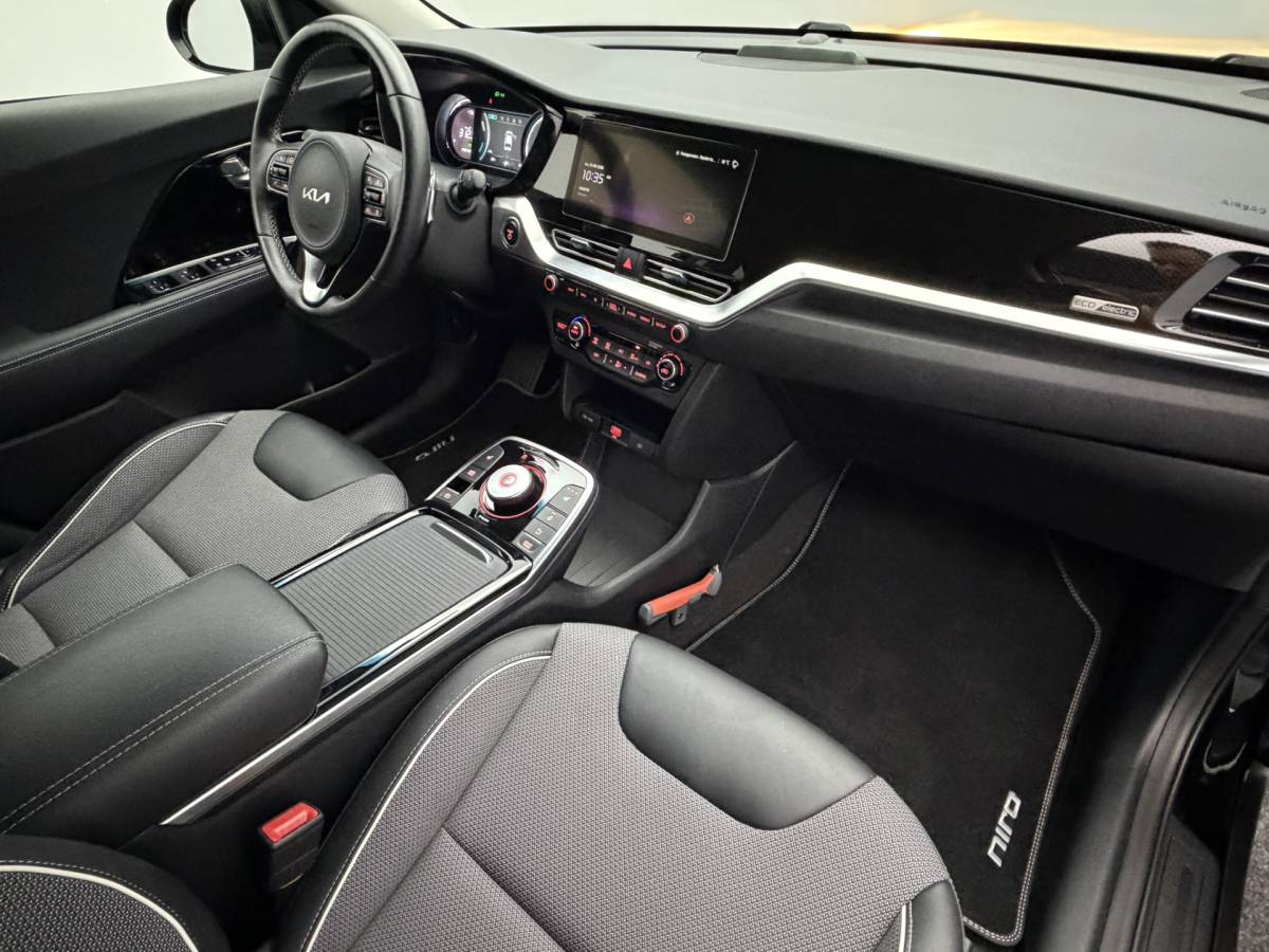 Kia e-Niro Kia e-Niro Edition 64 kWh SOH 96% | Camera | Stoel/Stuurverwarming | Carplay&Android | Adaptieve Cruise
