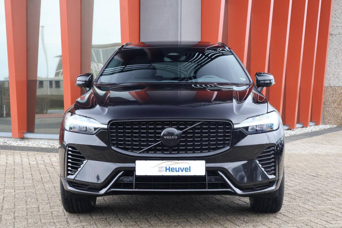 Volvo XC60 Volvo XC60 T6 Recharge AWD R-Design | Stoelverwarming | Parkeer Camera | Panoramadak | Memorystoel | Keyless