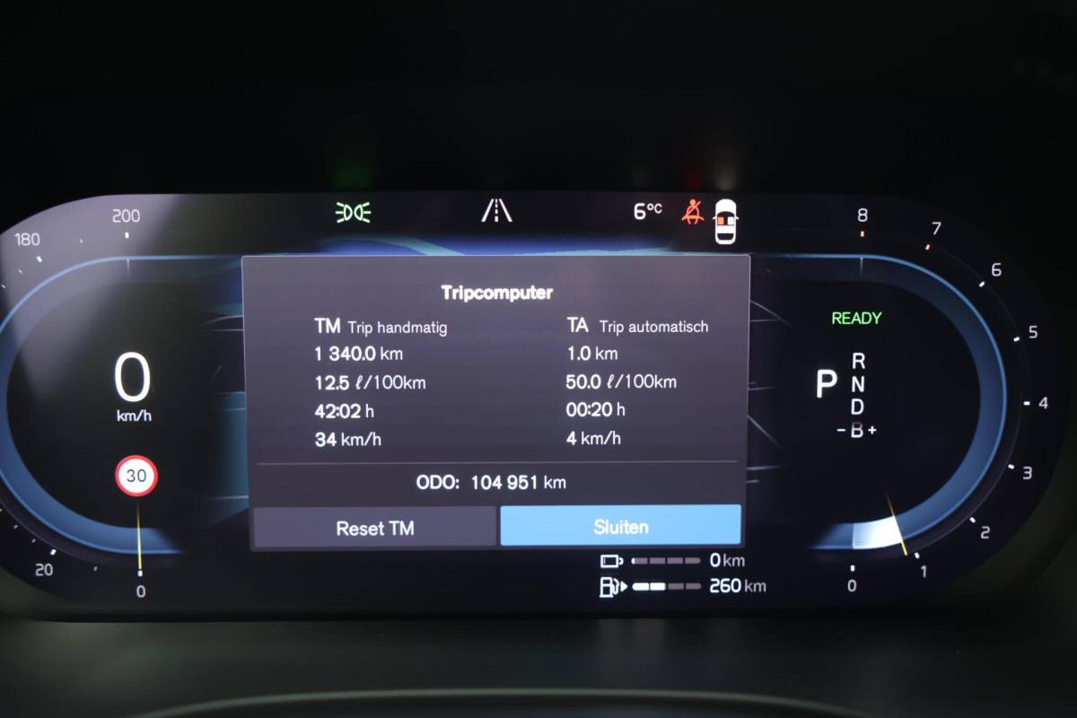Volvo XC60 Volvo XC60 T6 Recharge AWD R-Design | Stoelverwarming | Parkeer Camera | Panoramadak | Memorystoel | Keyless