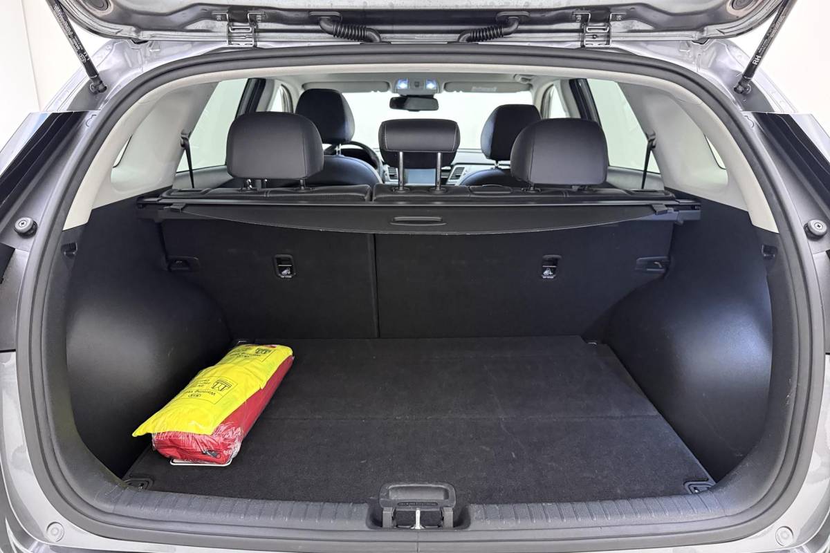 Kia Niro Kia Niro 1.6 GDi Hybrid Edition | Trekhaak | Navigatie | Stoel/Stuur verwarming | Cruise control | Parkeersensoren | Achteruitrijcamera | Stuurbediening | Schuif/kanteldak | Apple carplay/Android auto