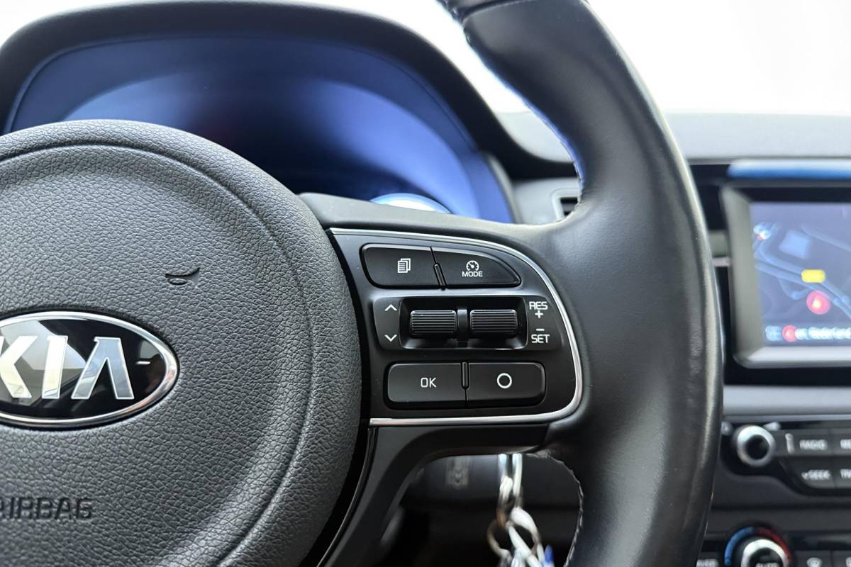 Kia Niro Kia Niro 1.6 GDi Hybrid Edition | Trekhaak | Navigatie | Stoel/Stuur verwarming | Cruise control | Parkeersensoren | Achteruitrijcamera | Stuurbediening | Schuif/kanteldak | Apple carplay/Android auto