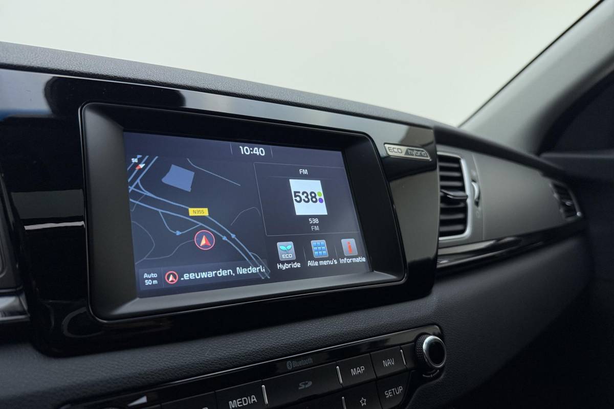Kia Niro Kia Niro 1.6 GDi Hybrid Edition | Trekhaak | Navigatie | Stoel/Stuur verwarming | Cruise control | Parkeersensoren | Achteruitrijcamera | Stuurbediening | Schuif/kanteldak | Apple carplay/Android auto