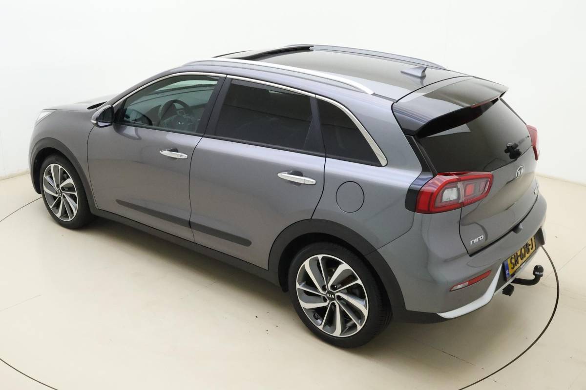 Kia Niro Kia Niro 1.6 GDi Hybrid Edition | Trekhaak | Navigatie | Stoel/Stuur verwarming | Cruise control | Parkeersensoren | Achteruitrijcamera | Stuurbediening | Schuif/kanteldak | Apple carplay/Android auto