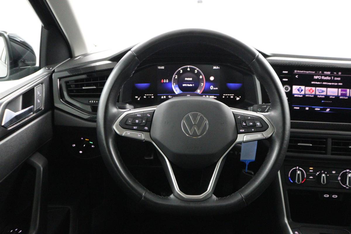 Volkswagen Polo Volkswagen Polo 1.0 TSI Life VC/Ad.Cruise/Carplay/Navi/LM-vlg