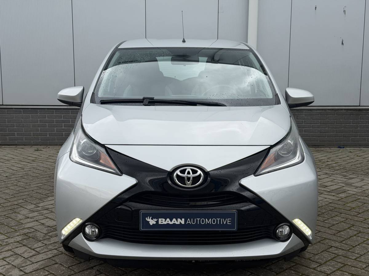 Toyota Aygo Toyota Aygo 1.0 VVT-i x-nav | Camera | Navi