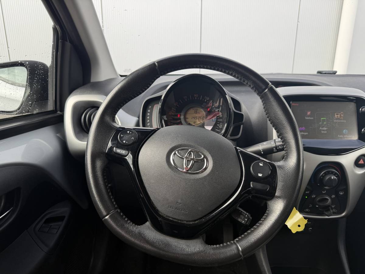 Toyota Aygo Toyota Aygo 1.0 VVT-i x-nav | Camera | Navi