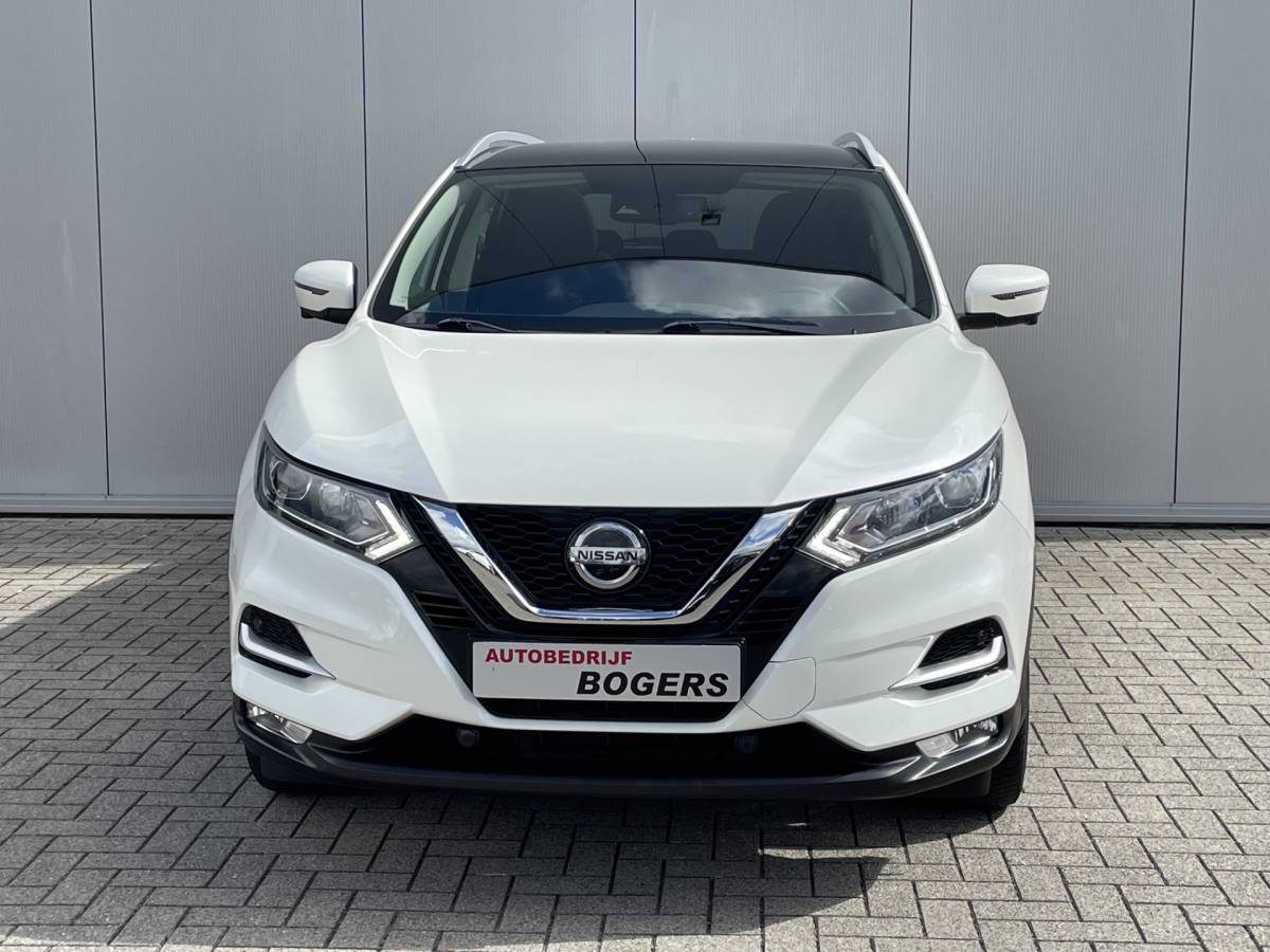 Nissan QASHQAI Nissan Qashqai 1.3 DIG-T N-Connecta Navigatie, Panoramadak, Climate Control, Cruise Control, 360 Camera, 18″Lm
