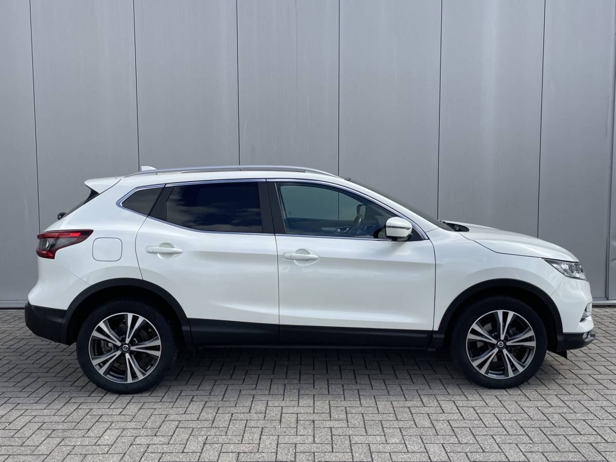 Nissan QASHQAI Nissan Qashqai 1.3 DIG-T N-Connecta Navigatie, Panoramadak, Climate Control, Cruise Control, 360 Camera, 18″Lm