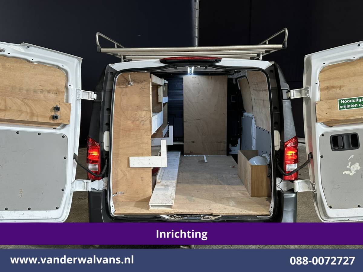 Mercedes-Benz Vito Mercedes-Benz Vito 114 CDI 136pk L3H1 Inrichting Euro6 Airco | Camera | Navigatie | Imperiaal | Trekhaak Sidebars, Bijrijdersbank