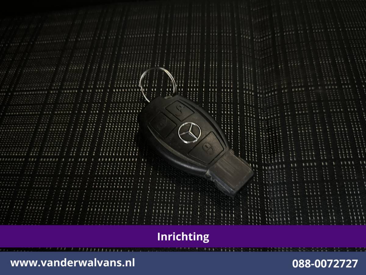 Mercedes-Benz Vito Mercedes-Benz Vito 114 CDI 136pk L3H1 Inrichting Euro6 Airco | Camera | Navigatie | Imperiaal | Trekhaak Sidebars, Bijrijdersbank