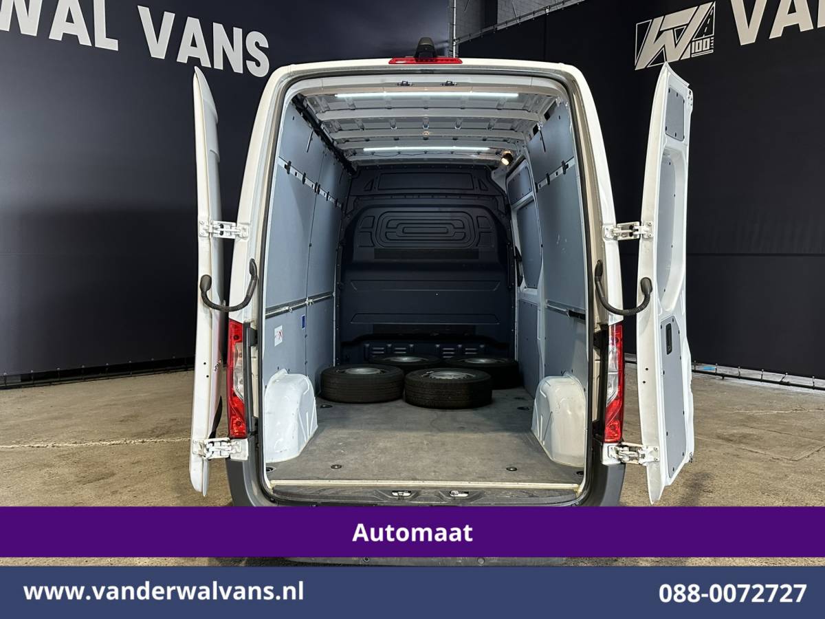Mercedes-Benz Sprinter Mercedes-Benz Sprinter 315 CDI 150pk Automaat L2H2 Euro6 Airco | Camera | Apple Carplay | Cruisecontrol Android Auto, Parkeersensoren, Bijrijdersbank