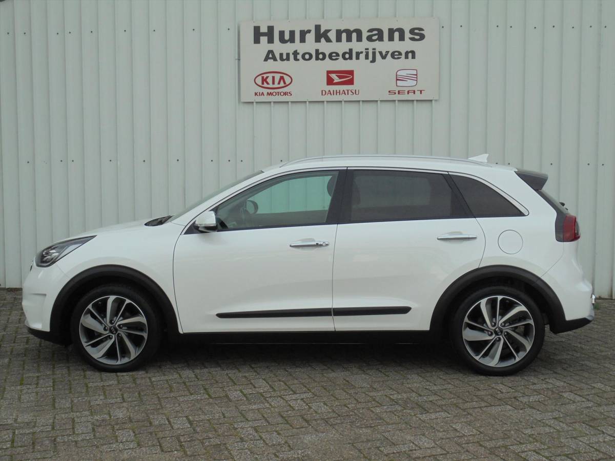 Kia Niro Kia Niro 1.6 GDi HYBRIDE EXECUTIVELINE ZEER LUXE !!