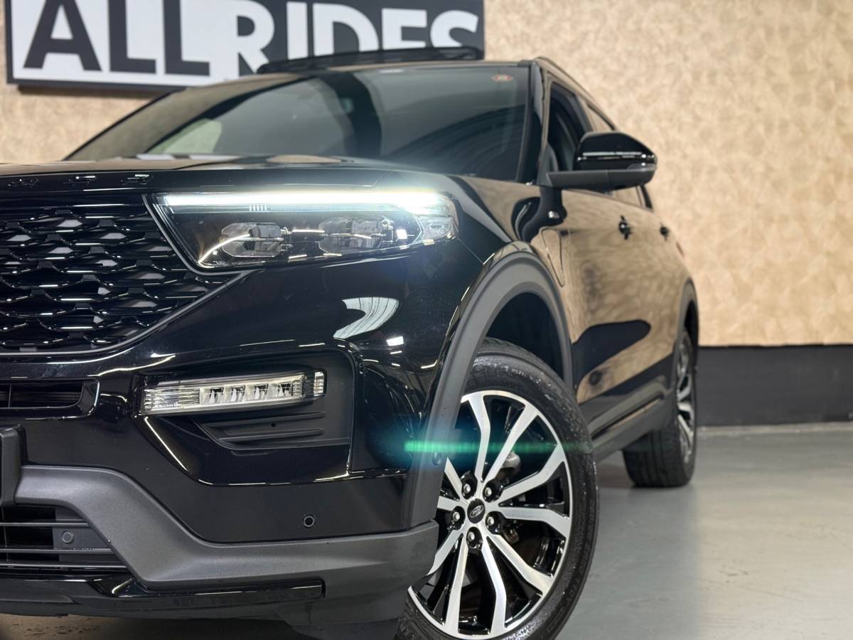 Ford Explorer Ford EXPLORER 3.0 V6 EcoBoost PHEV ST-Line | Pano | Carplay | Stuur/Stoelverwarming | Trekhaak | Stoelverkoeling | 7 Zits