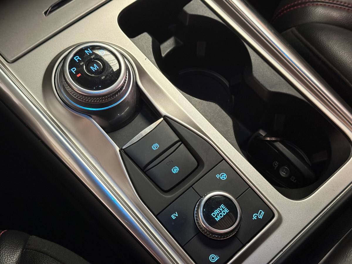 Ford Explorer Ford EXPLORER 3.0 V6 EcoBoost PHEV ST-Line | Pano | Carplay | Stuur/Stoelverwarming | Trekhaak | Stoelverkoeling | 7 Zits