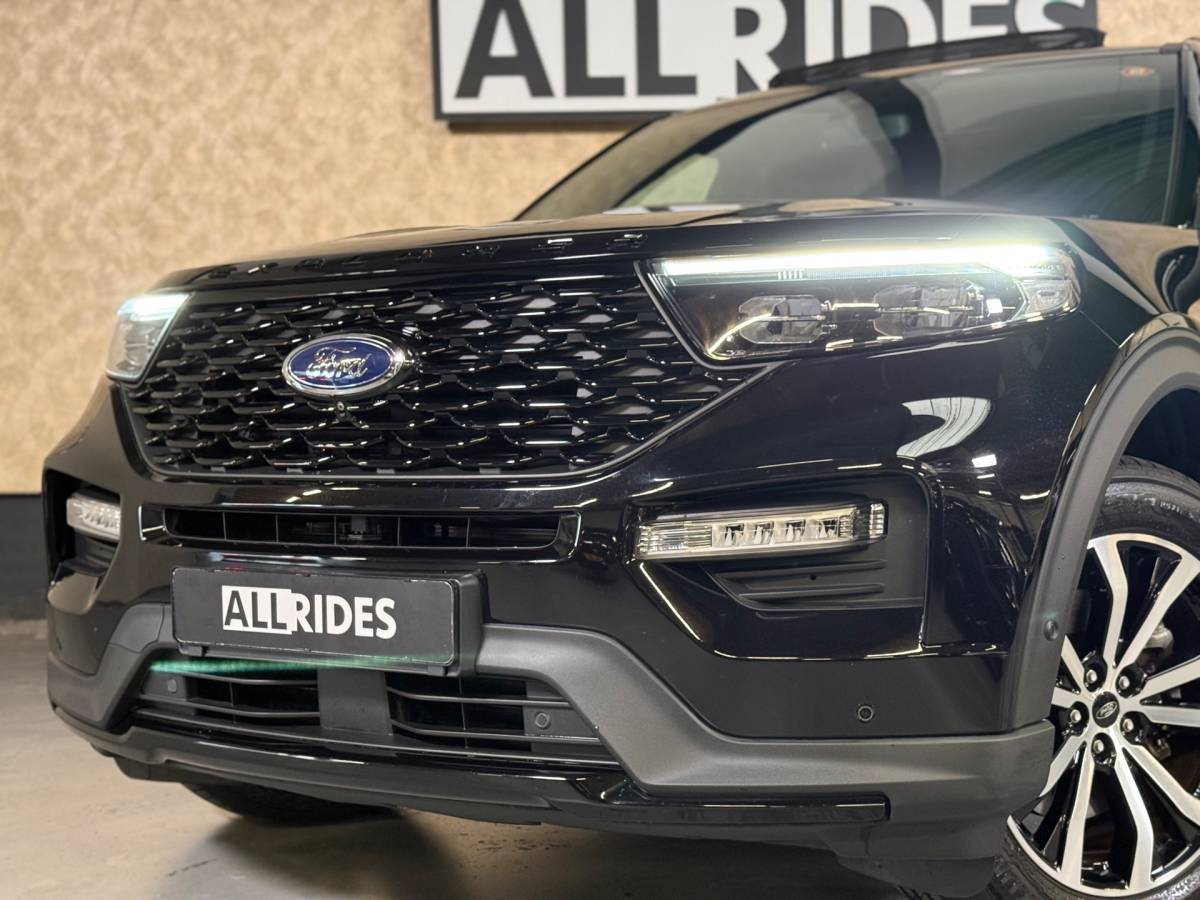 Ford Explorer Ford EXPLORER 3.0 V6 EcoBoost PHEV ST-Line | Pano | Carplay | Stuur/Stoelverwarming | Trekhaak | Stoelverkoeling | 7 Zits
