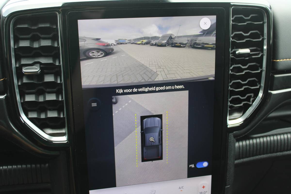 Ford Ranger Ford Ranger 2.0 Double Cab EcoBlue Wildtrak | BELLEN VOOR BEZICHTIGING | Adaptieve cruisecontrol | Aeroklas Hardtop | Stoelverwarming | Trekhaak