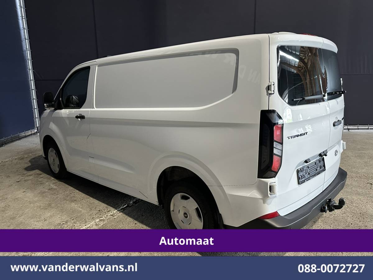 Ford Transit Custom Ford Transit Custom 2.0 TDCI 136pk Automaat L1H1 Euro6 Airco | Camera | Apple Carplay | LED | Cruisecontrol 2740kg Trekhaak, Android Auto, Verwarmde voorruit, Parkeersensoren, Bijrijdersbank