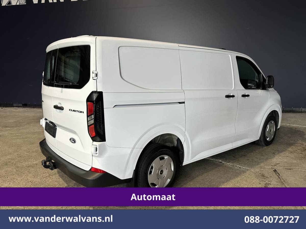 Ford Transit Custom Ford Transit Custom 2.0 TDCI 136pk Automaat L1H1 Euro6 Airco | Camera | Apple Carplay | LED | Cruisecontrol 2740kg Trekhaak, Android Auto, Verwarmde voorruit, Parkeersensoren, Bijrijdersbank