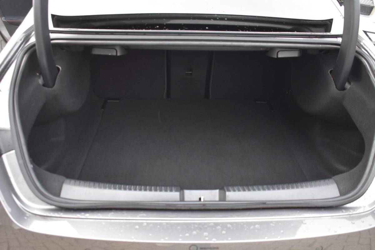 Mercedes-Benz CLA Mercedes CLA-klasse 180 AMG Line | Sfeerverlichting | Camera | Stoelverwarming |