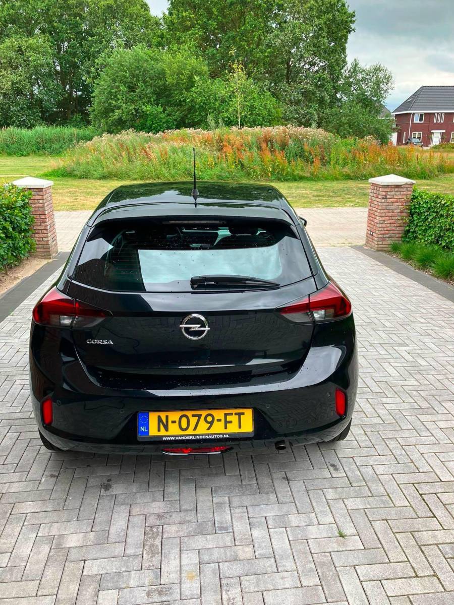 Opel Corsa Opel Corsa 1.2 Edition Airco-Lm Velgen