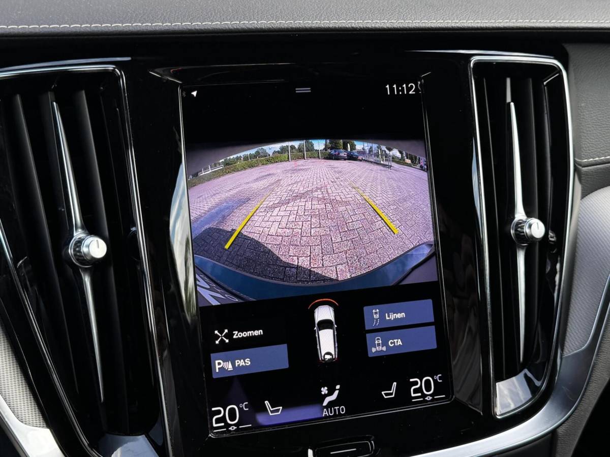 Volvo V60 Volvo V60 2.0T6 Recharge AWD R-Design|Memory|ACC|H&K|Carplay