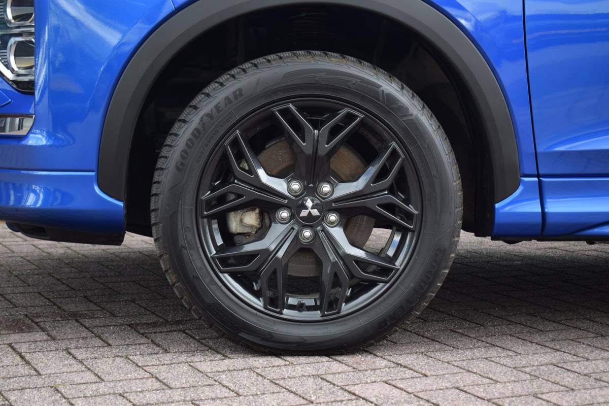 Mitsubishi Eclipse Cross Mitsubishi Eclipse Cross 2.4 PHEV Intense | Leer | HUD | 360 Cam. | Stuur- en Stoelverwarming