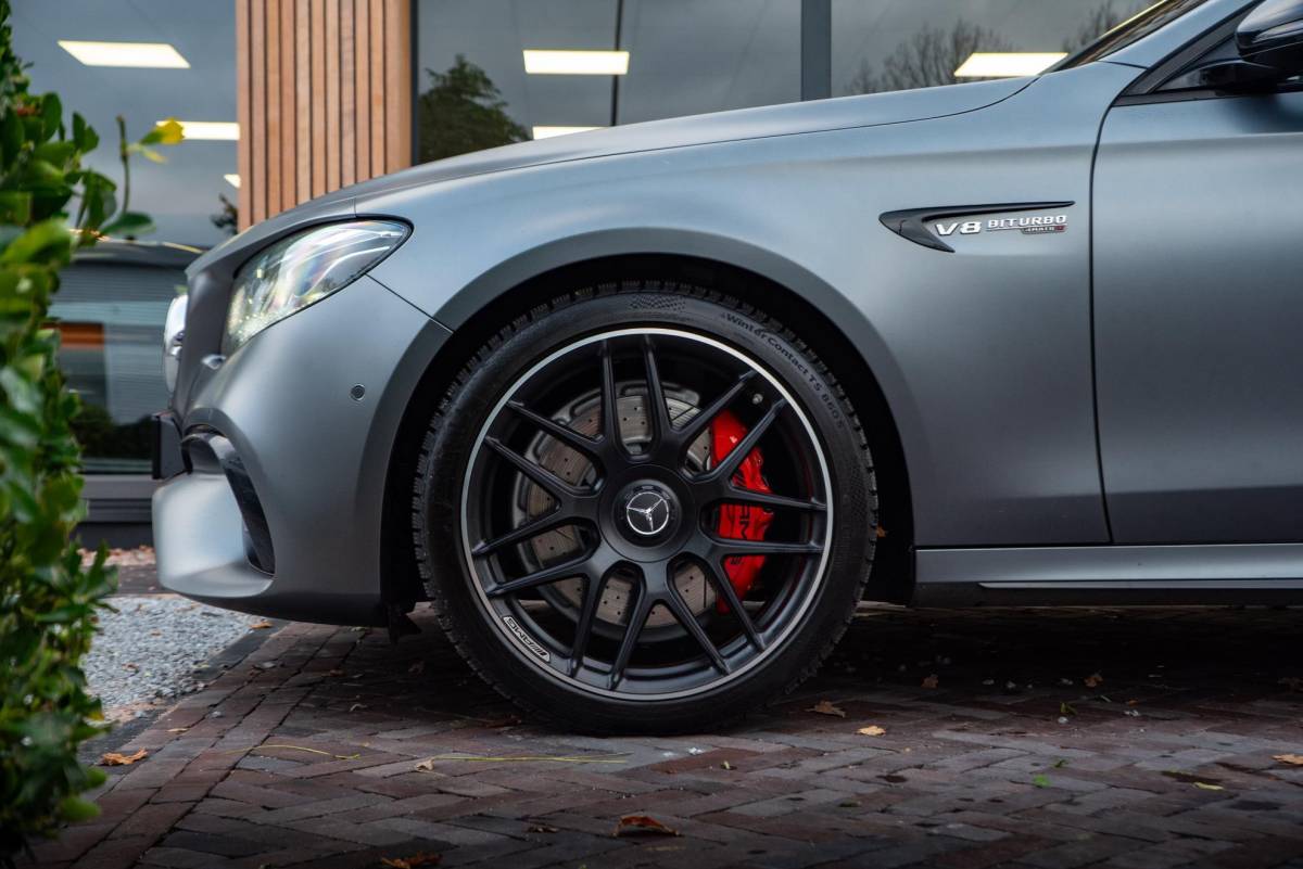 Mercedes-Benz E-Klasse Mercedes-Benz E-klasse AMG 63 4MATIC Premium Plus Schuifdak HUD Stoelvent. 360camera Burmester Memory Stoelventil.