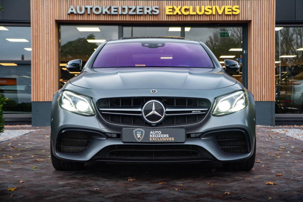 Mercedes-Benz E-Klasse Mercedes-Benz E-klasse AMG 63 4MATIC Premium Plus Schuifdak HUD Stoelvent. 360camera Burmester Memory Stoelventil.