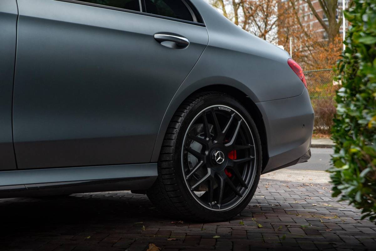 Mercedes-Benz E-Klasse Mercedes-Benz E-klasse AMG 63 4MATIC Premium Plus Schuifdak HUD Stoelvent. 360camera Burmester Memory Stoelventil.
