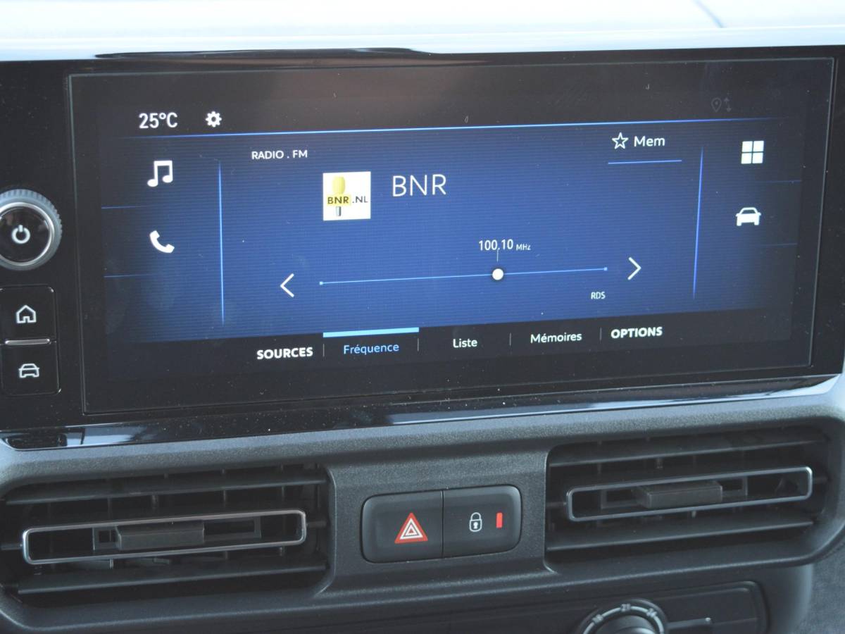 Opel Combo-e Opel Combo Electric 136 L2 50kWh l Camera l Apple Carplay/Android Auto l Betimmering