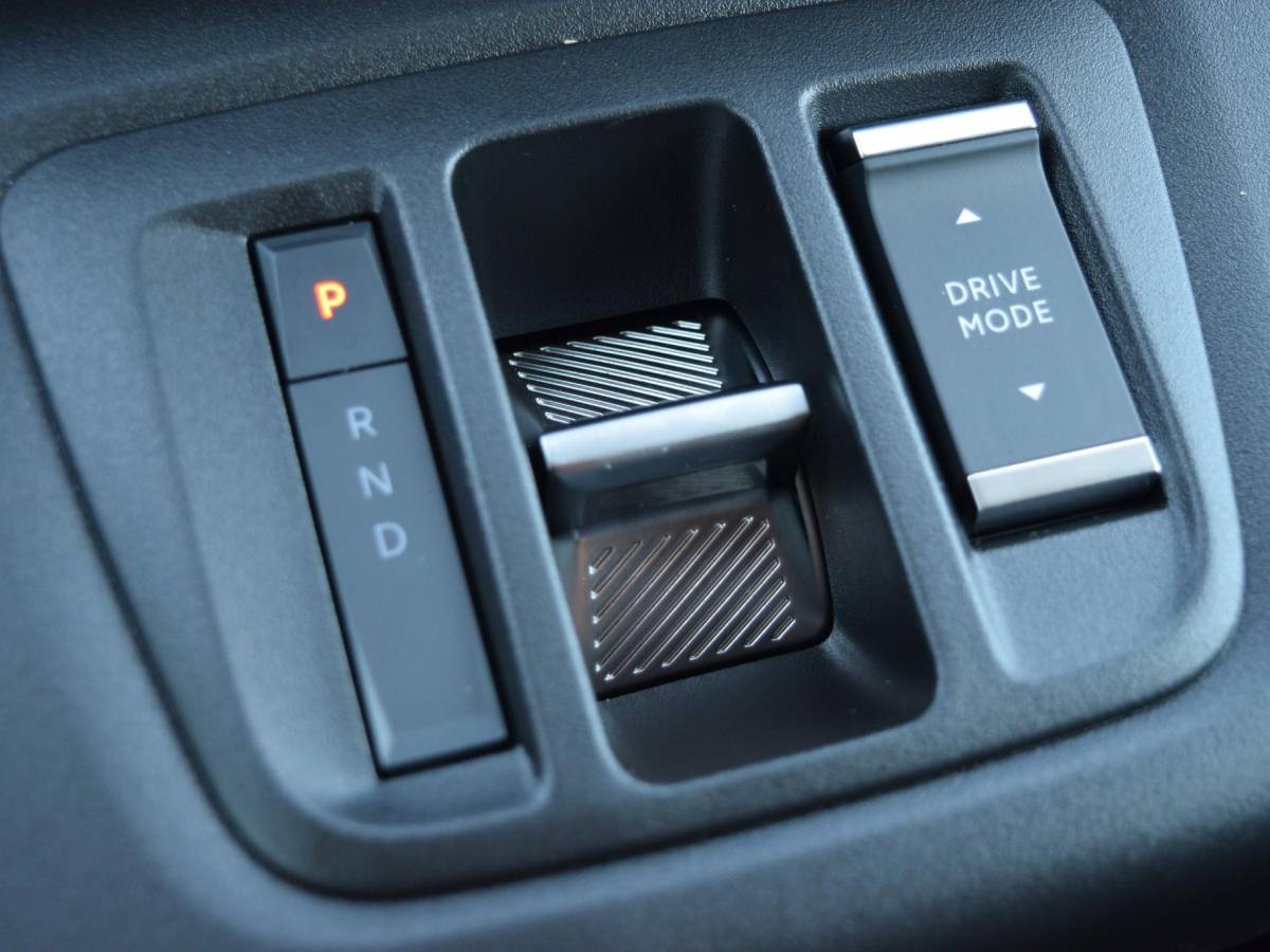 Opel Combo-e Opel Combo Electric 136 L2 50kWh l Camera l Apple Carplay/Android Auto l Betimmering