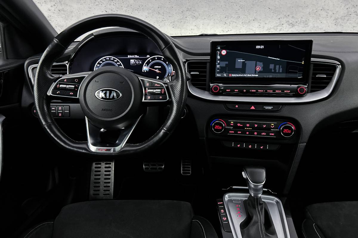 Kia ProCeed Kia ProCeed 1.4 T-GDI GT-Line | Panoramadak | LED koplampen | Stoelverwarming | Apple Carplay