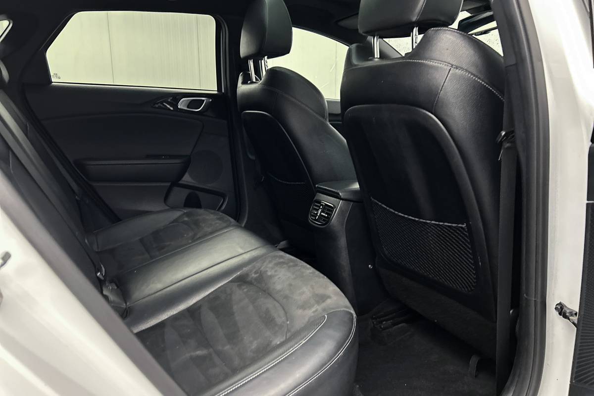 Kia ProCeed Kia ProCeed 1.4 T-GDI GT-Line | Panoramadak | LED koplampen | Stoelverwarming | Apple Carplay