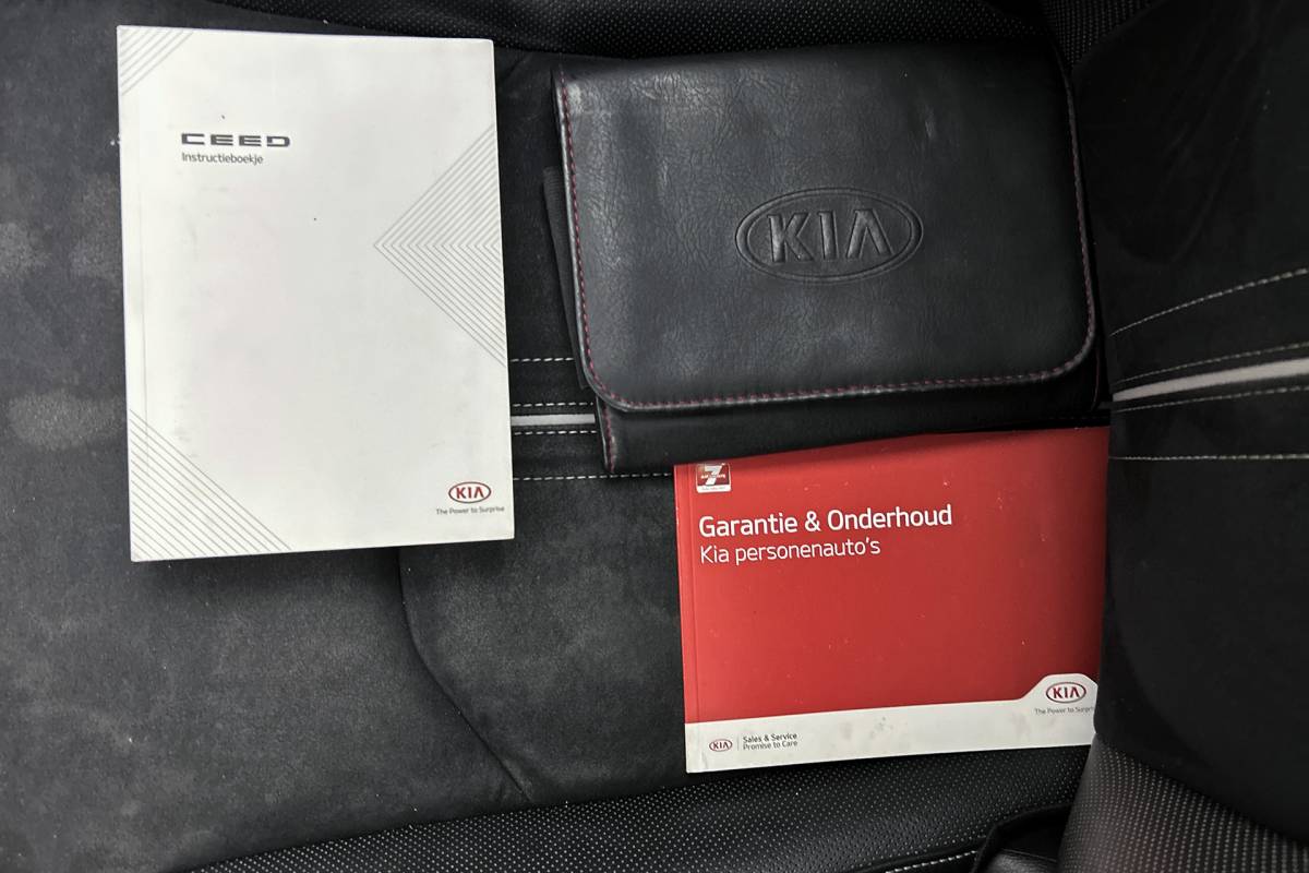 Kia ProCeed Kia ProCeed 1.4 T-GDI GT-Line | Panoramadak | LED koplampen | Stoelverwarming | Apple Carplay
