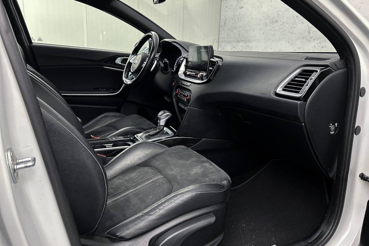 Kia ProCeed Kia ProCeed 1.4 T-GDI GT-Line | Panoramadak | LED koplampen | Stoelverwarming | Apple Carplay